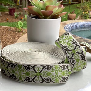 Scroll jacquard ribbon, 1.5” wide. SHIPS next day from USA