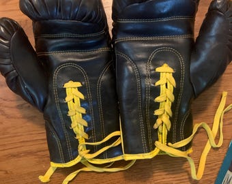 Vintage Boxing Gloves With Original Box, KM-14 Men's Boxing Gloves