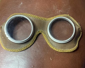 Halcyon Mark 49 Classic Goggles, Black Leather Facemask, Hand