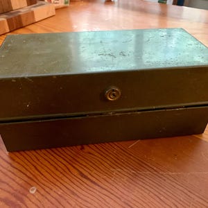 Vintage Metal Cash Box, Army Green, Till, Old Metal Box
