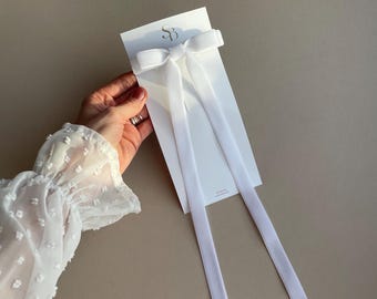 Fiocco di velluto bianco con code, fiocco lungo e sottile in fiocco bianco, fermaglio per capelli francese, fiocco lungo bianco per la comunione delle bambine, prima comunione