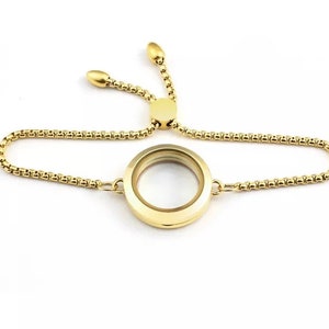 25mm Gold Stainless Steel Magnetic Twist Closure Charm Locket Bracelet with Adjustable Chain in Gold