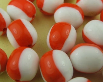 12 Vintage Orange and White Oval Lucite Beads 12mm