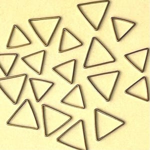 6 Polished Solid Brass 2 Size Triangle  Pendant Bead Great Quality  #586