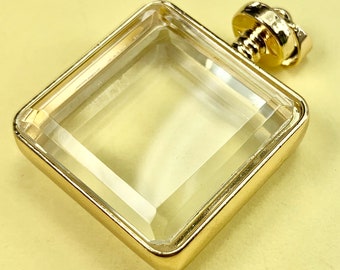 Colgante de oro cuadrado con medallón de cristal grande 25 mm