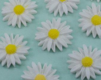 6 Vintage White Daisy Cabochons 26mm