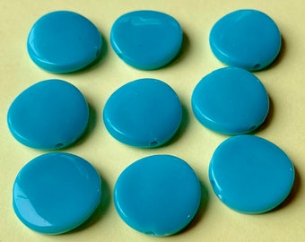 15 Vintage Lucite Turquoise Blue Beads