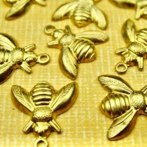 6 Vintage Brass Gold Bee Charms Beads 13mm