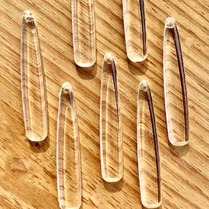 6 lange klare Vintage Lucite Tropfen Perlen Anhänger 40 mm x 7 mm Loch oben für die Schmuckherstellung geringes Gewicht