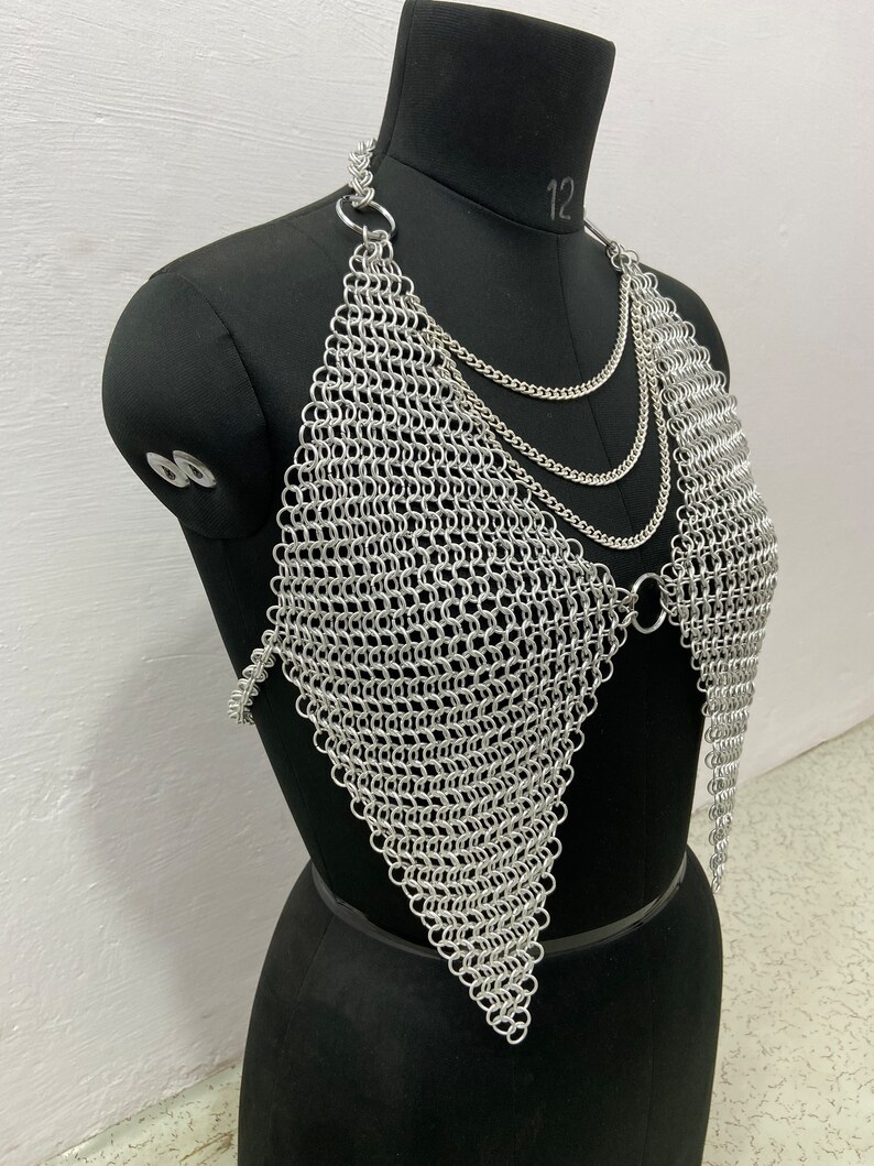 thumbnail image 2 of Chainmail Collar Aluminum Butted Ring Shoulder Armor Medieval Cosplay Costume Chainmail Shawl 2 of 14