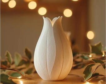 3D Printed Tulip Vase: Modern Home Decor Planter
