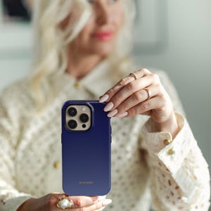 MIDDERNACHTBLAUW ombre telefoonhoesje | Herfst iPhone 16 15 14 13 12 Pro Max-hoesje | iPhone-/Samsung-hoesje | Huawei-hoesje | Klassieke blauwe stevige hoes