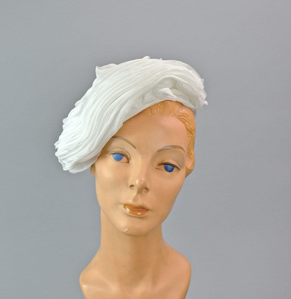 Jack Mcconnell Wedding Hat Vintage White Silk Organza  display picture 2