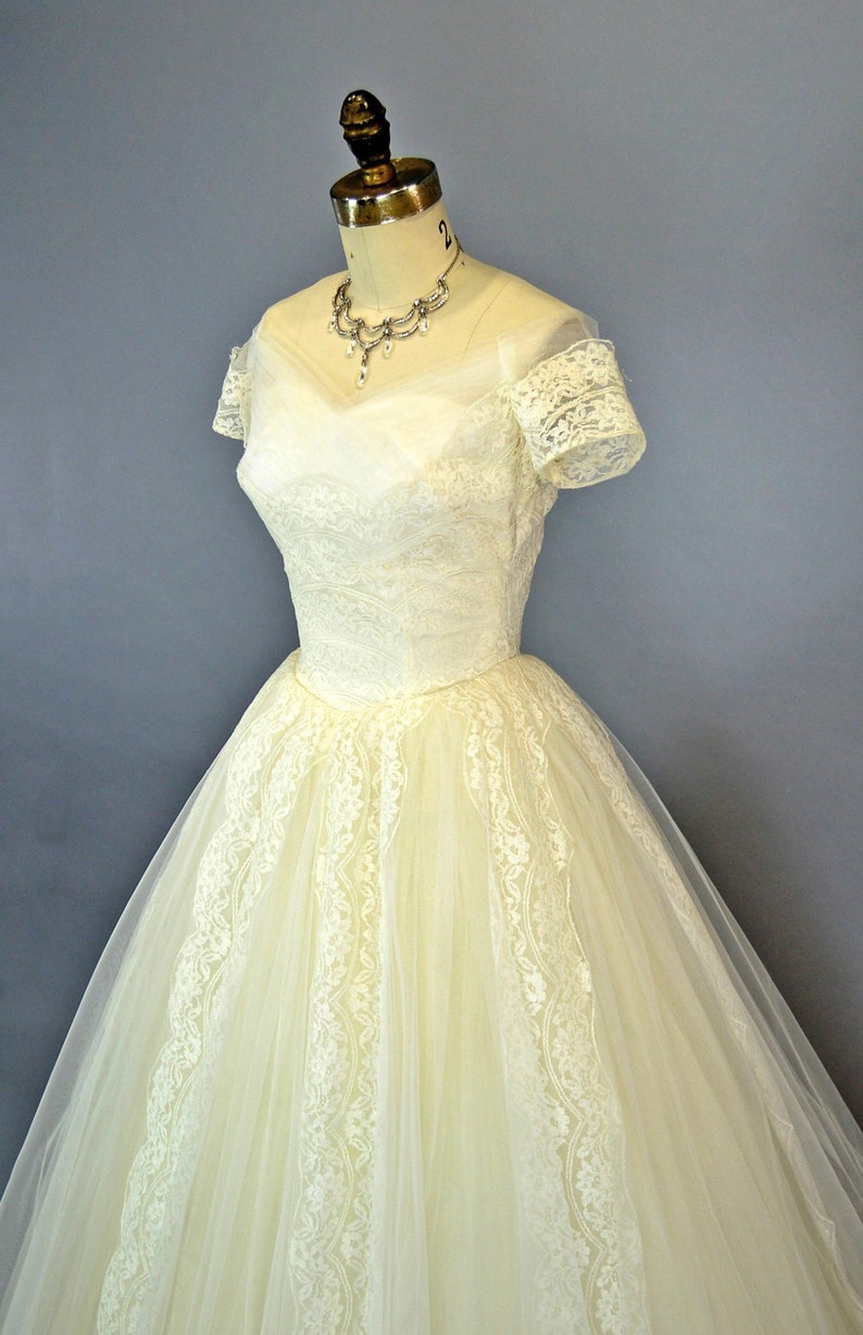 William Cahill 1950s Wedding Dress S XS Vintage off Shoulder - Etsy