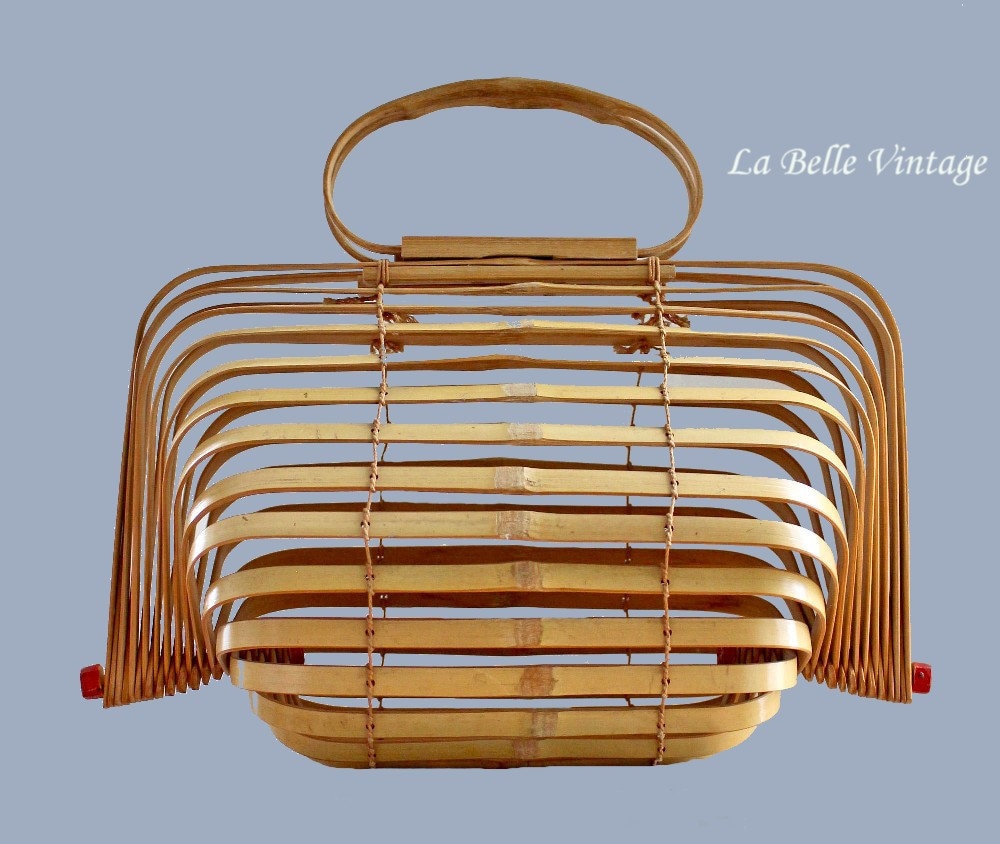 Vintage 40s Bamboo Accordion Purse 1940s Fish Basket Folding Bag