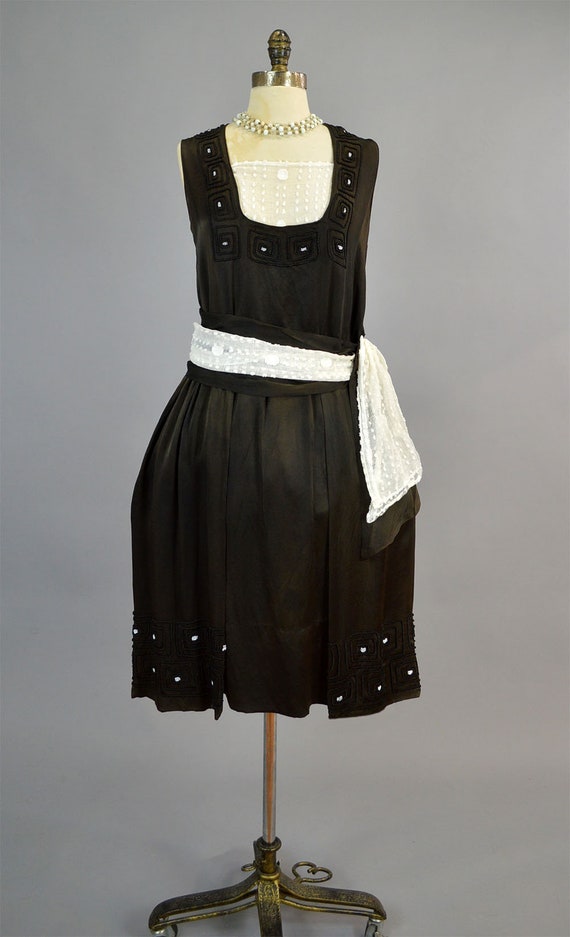 1920s Pannier Beaded Dress Vintage Art Deco Silk … - image 2