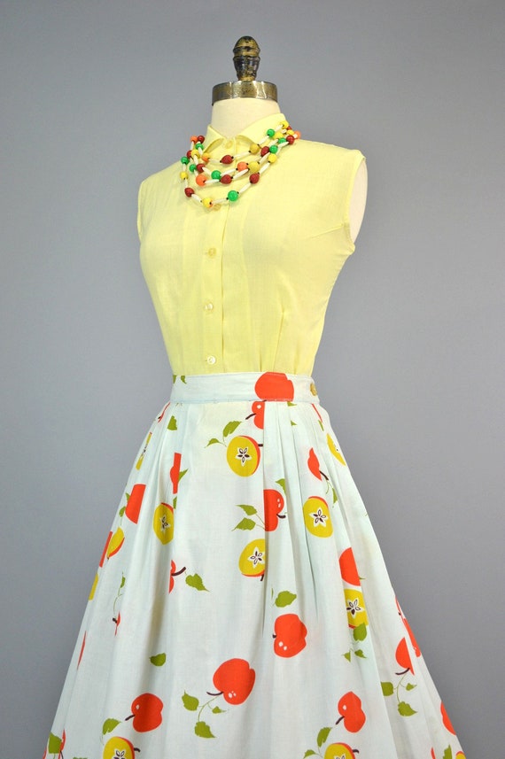 Novelty Fruit Print Vintage 1950s Full Skirt Shir… - image 5