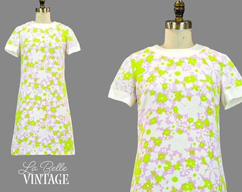 60er-Jahre Mod Minikleid XS S ~ Vintage Limetten- und rosafarbenes Baumwollpiqué-Kleid mit Blumenmuster ~ Youthquake A-Linien-Sommerkleid