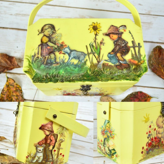 Decoupage Figurine Purse Vintage 60s Novelty Wood… - image 5