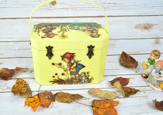 Decoupage Figurine Purse Vintage 60s Novelty Wood… - image 3