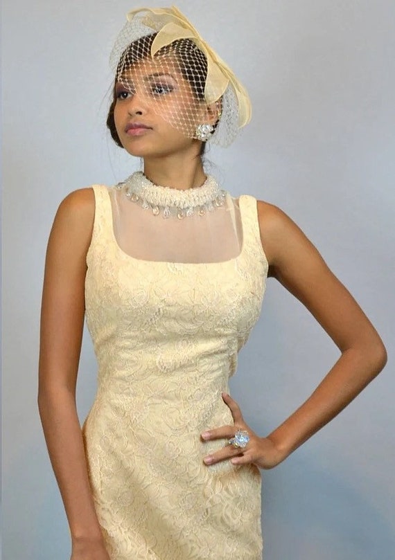 ivory hoco dress Short Sleeves Ivory Lace Tight Short Homecoming Dress Beige / Custom Size main image 0