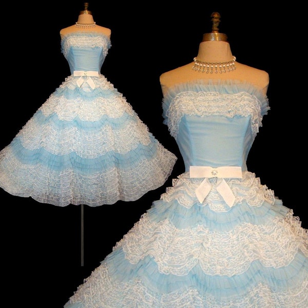 Vintage 50s Strapless Wedding Dress S ~ White Lace ~ Blue Chiffon ~ Tiered Ruffles ~ Cupcake Confection