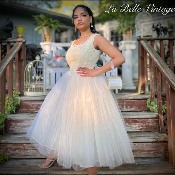 chinese dress ladies Royal Wedding Ballerina | Luxury Corset & Trail Set main image 1