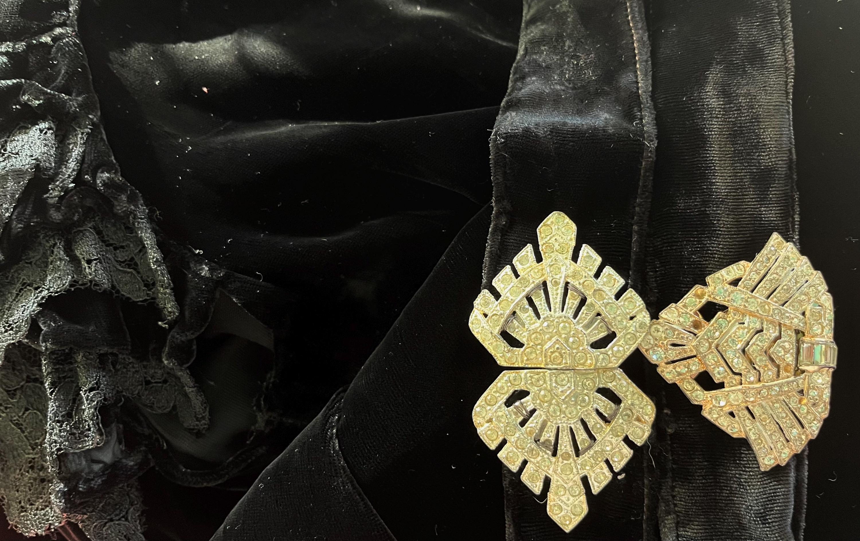 1930s Black Silk Velvet Evening Gown S M ~ Vintage Rhinestone Buckle ...