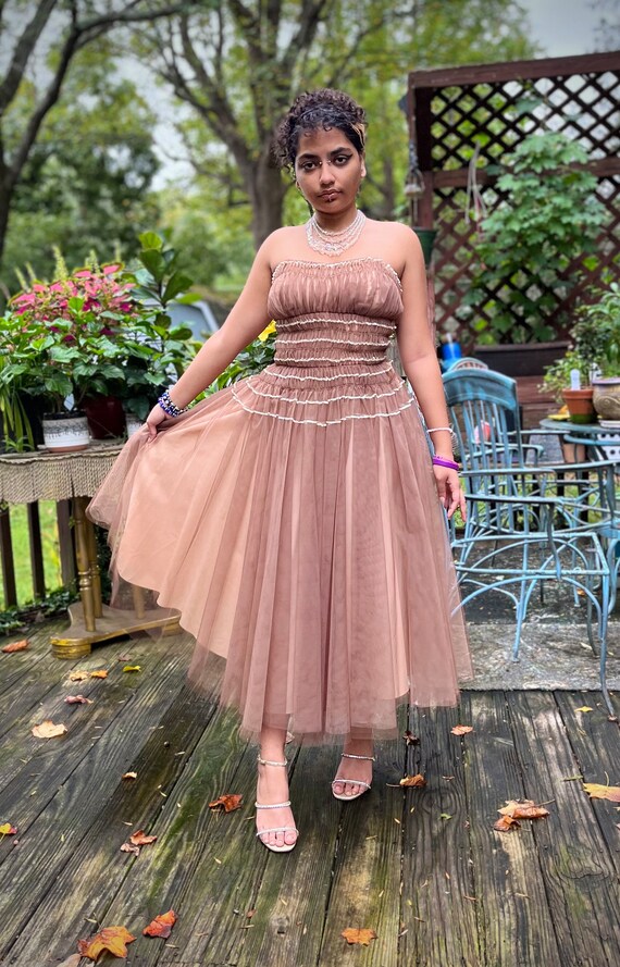 1950s strapless clearance dress