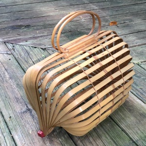 Vintage 40s Bamboo Accordion Purse 1940s Fish Basket Folding Bag Occupied Japan Slat Handbag image 4