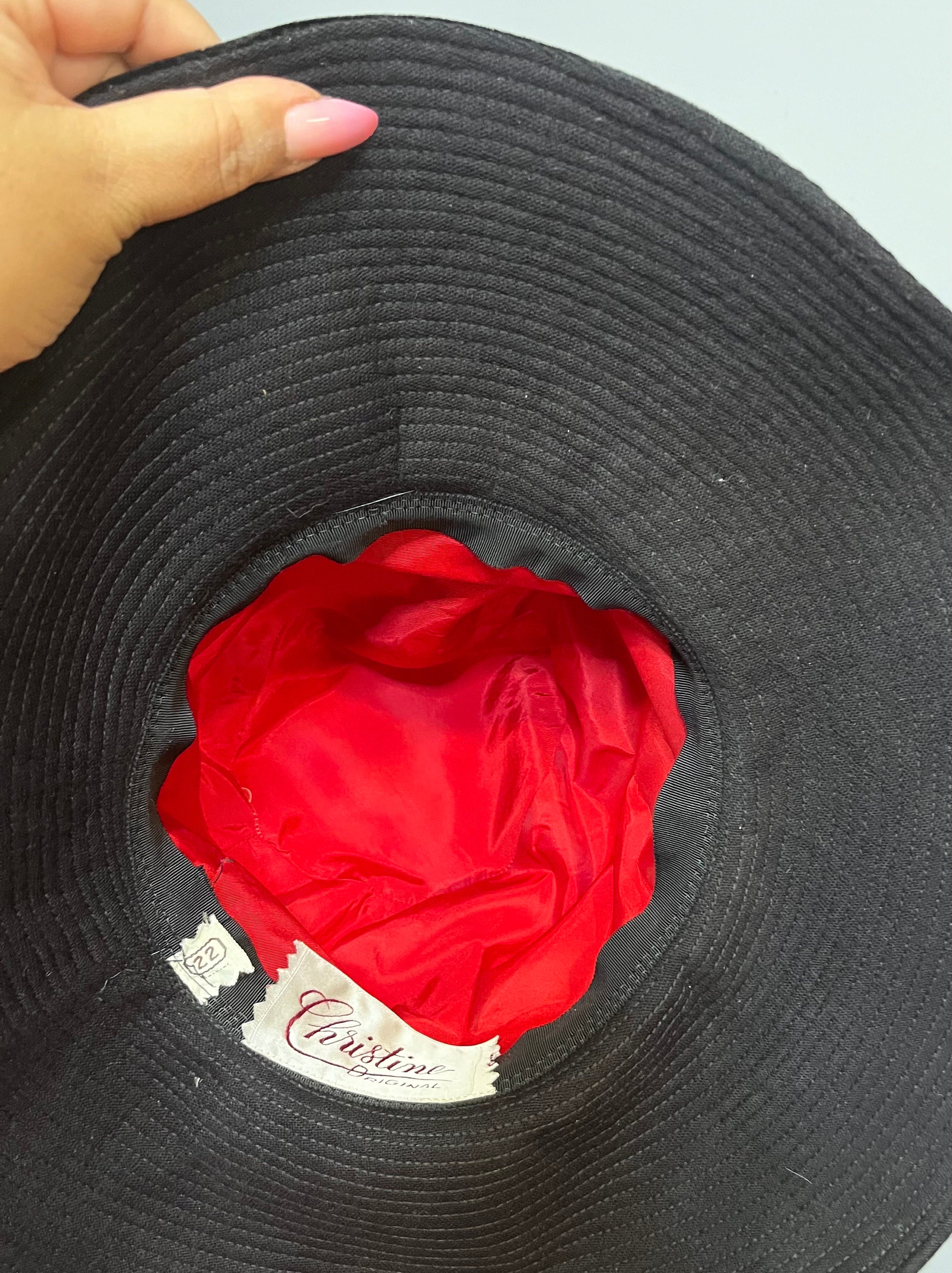 1950s Black Velvet Hat ~ Vintage Wide Brim Cocktail Hat  display picture 1