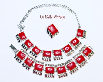 Red Thermoset 1950s Parure Necklace Bracelet Brooch Vintage Set
