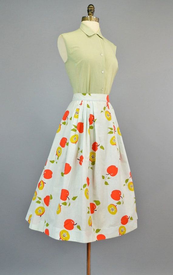 Novelty Fruit Print Vintage 1950s Full Skirt Shir… - image 6