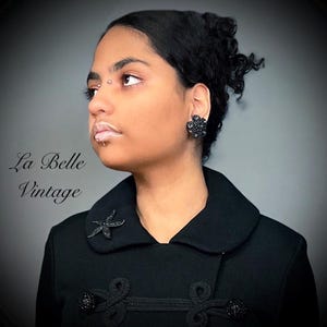 Weiss Black Starfish Brooch Earrings  ~ Vintage Japanned Rhinestone Encrusted Jewelry