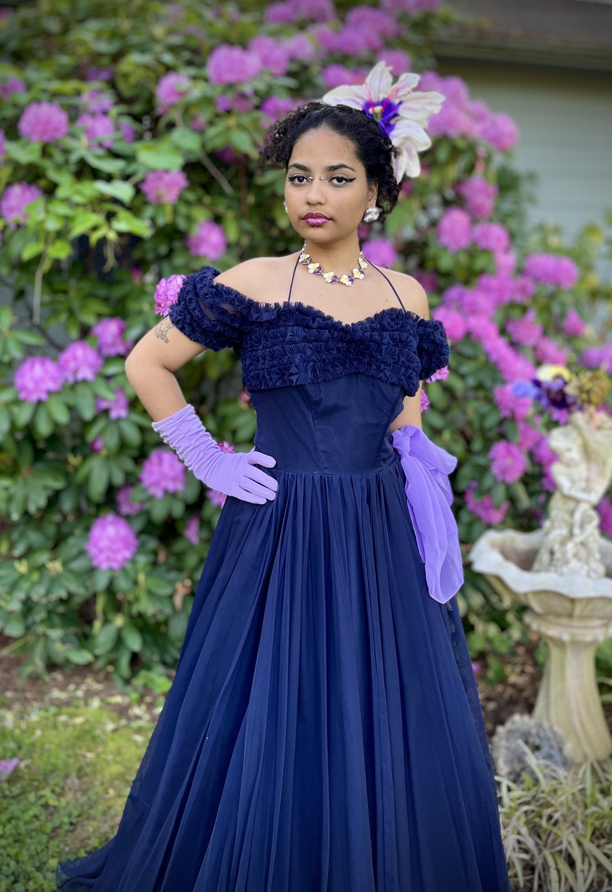 Stunning 1940s Off Shoulder Tulle Ball Gown Ink Blue ~ Old Hollywood Evening Dress ~ Vintage Bridal Alternative ~ Complete Ensemble Stunning 1940s Off Shoulder Tulle Ball Gown Ink Blue ~ Old Hollywood Evening Dress ~ Vintage Bridal Alternative ~ Complete Ensemble