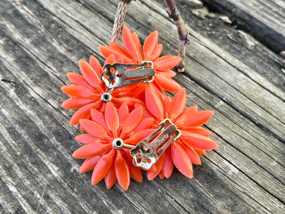 Coro Orange Floral Climbers ~ Vintage 1950s Large… - image 4