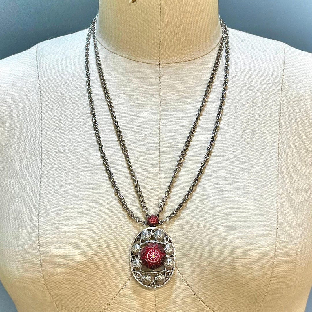 Vintage Juliana D&E Moroccan Revival Pendant Chain ~ Dramatic