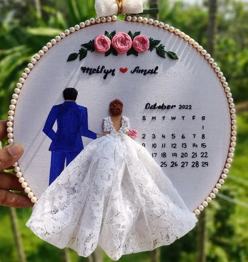Personalized Wedding Embroidery Hoop | Custom Couple Keepsake Gift ...