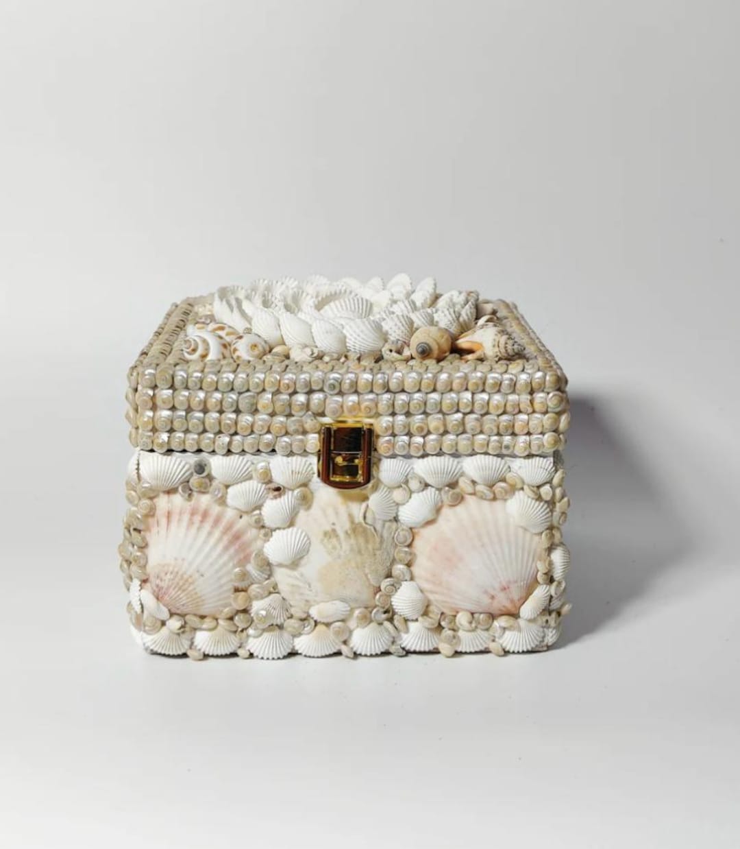 Seashell Jewelry Box – Ocean Treasure Keepsake Box | Handmade Coastal ...