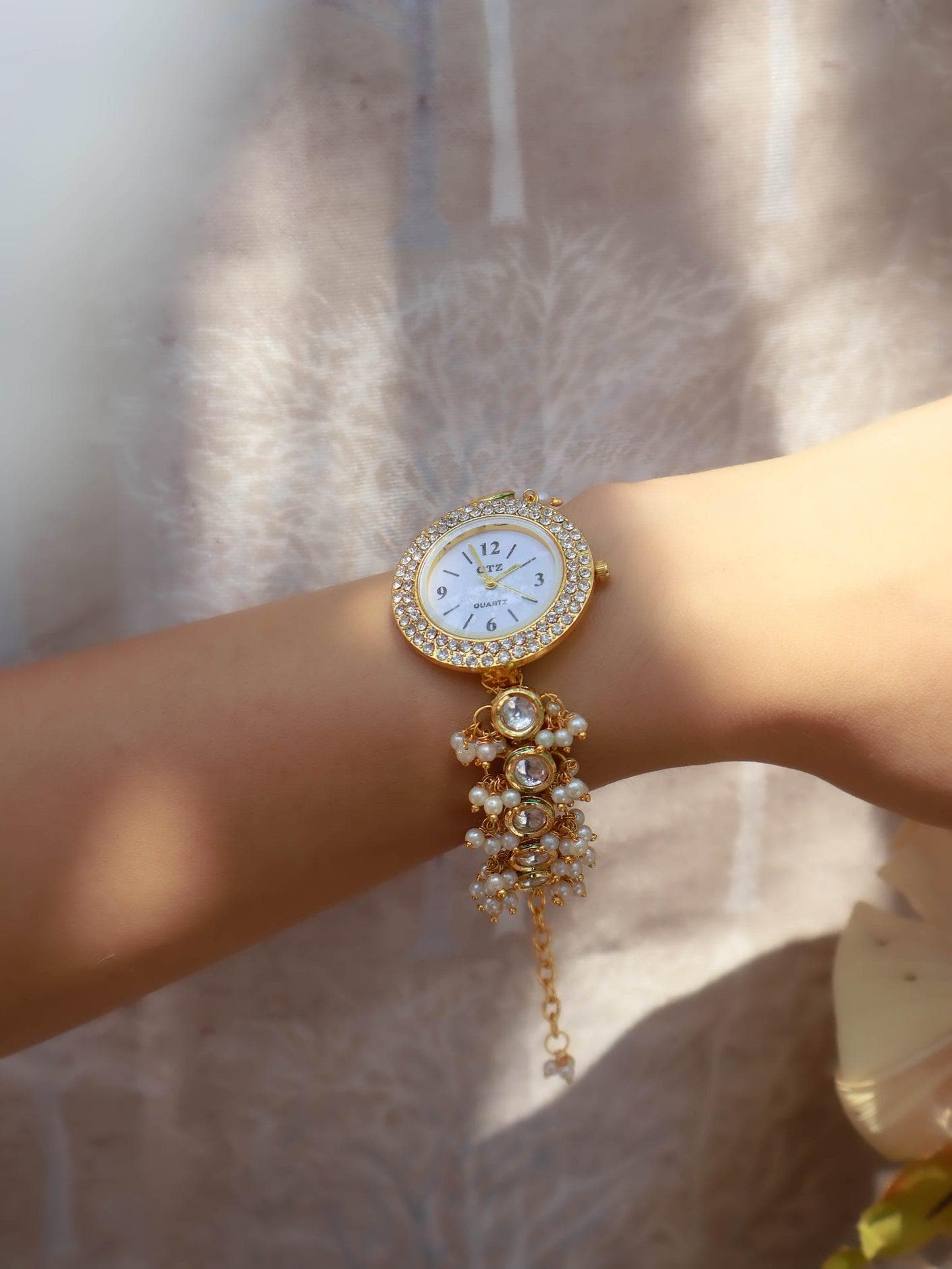✨New MK| Pearls & Crystals Accent Bracelet Watch Michael Kors Janelle Womens Rose Gold Glitz Watch, Pave  main image 3