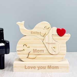 カスタム木製クジラファミリーパズル、刻印入り名前パズル、シングルママ/パパ向けクジラパズル、木製パズルギフト、デスクデコレーション、ママ/パパ向けカスタムギフト