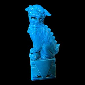 Vintage Foo Dog Figurine in Porcelain 15 cm
