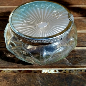 Fantastic set of 2 Antique Art Deco vanity jar and parfyme bottle in pressed glass