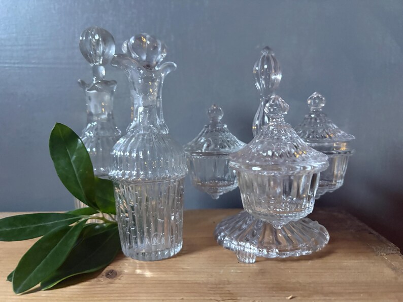VINTAGE condiment serving: cruet depression glass and lids,fancy food kitchen jam server bakery,farm house elegant dinner image 7
