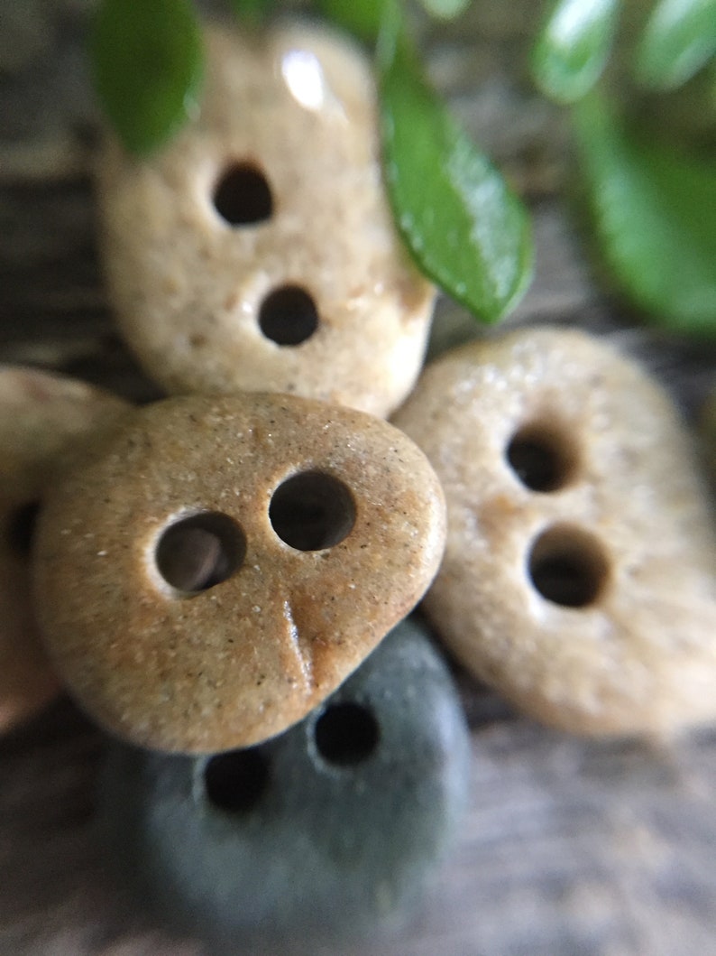 5 tiny STONE BUTTONS...1/2 inch little hand drilled beach stones 2 mm holes-sewing notion organic supplies button-wedding party knitting image 2