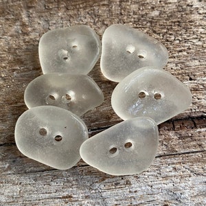 3/4” SEA GLASS buttons | 6 white/clear ocean beach glass,sewing notion knitting upholstery, Christmas gift bookbinding jewelry diy