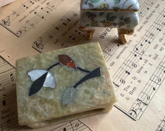 2 VINTAGE boxes: miniature container with lid, soapstone cricket box and porcelain footed ring holder