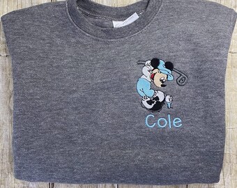 Sudadera bordada con el logo retro de Mickey Mouse jugando al golf