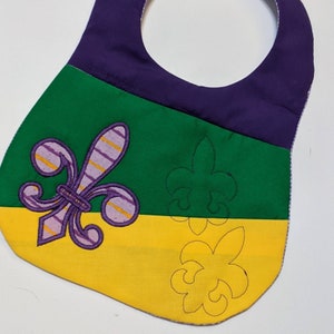 Mardi gras fleur de lis bib