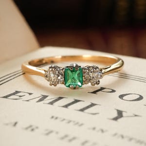 Mid 20th Century Emerald & Diamond Ring